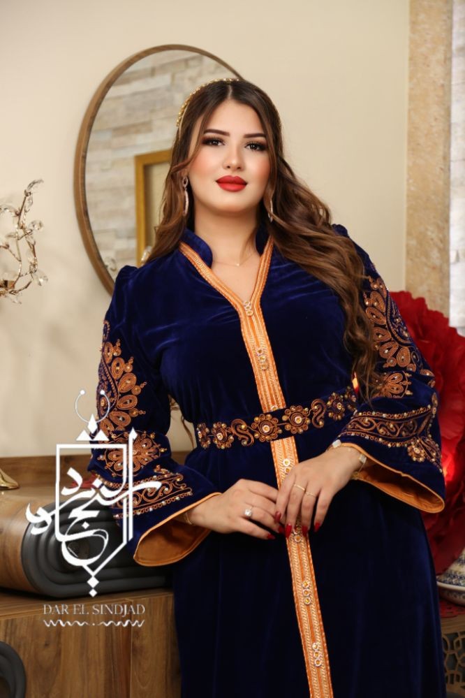 Caftan Al Hayba bleu nuit et orange